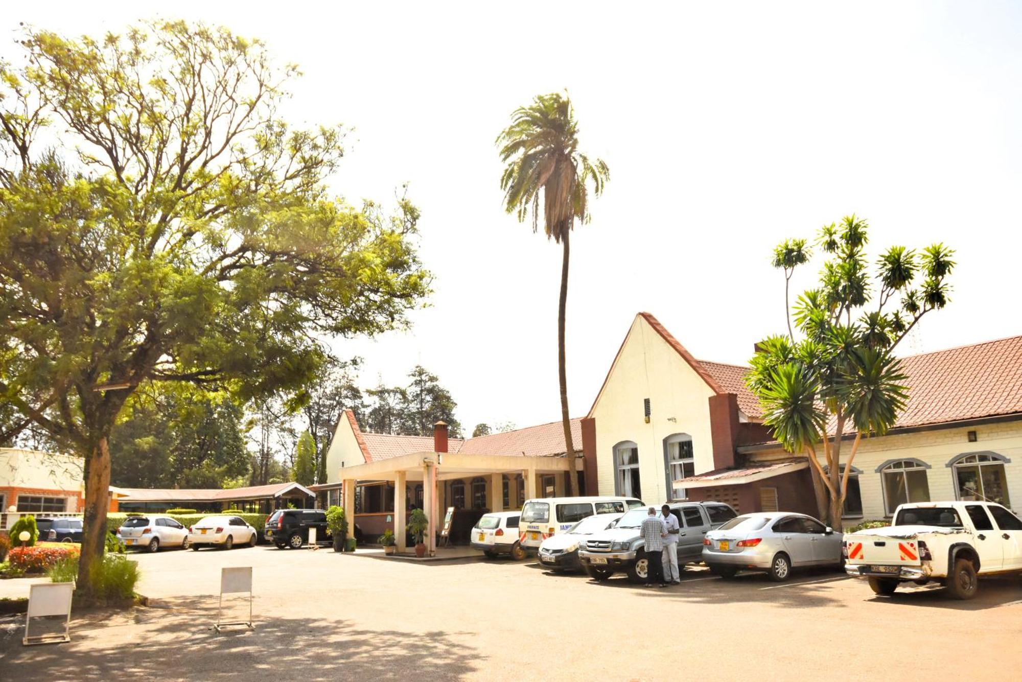 Wagon Wheel Hotel Eldoret Exterior photo