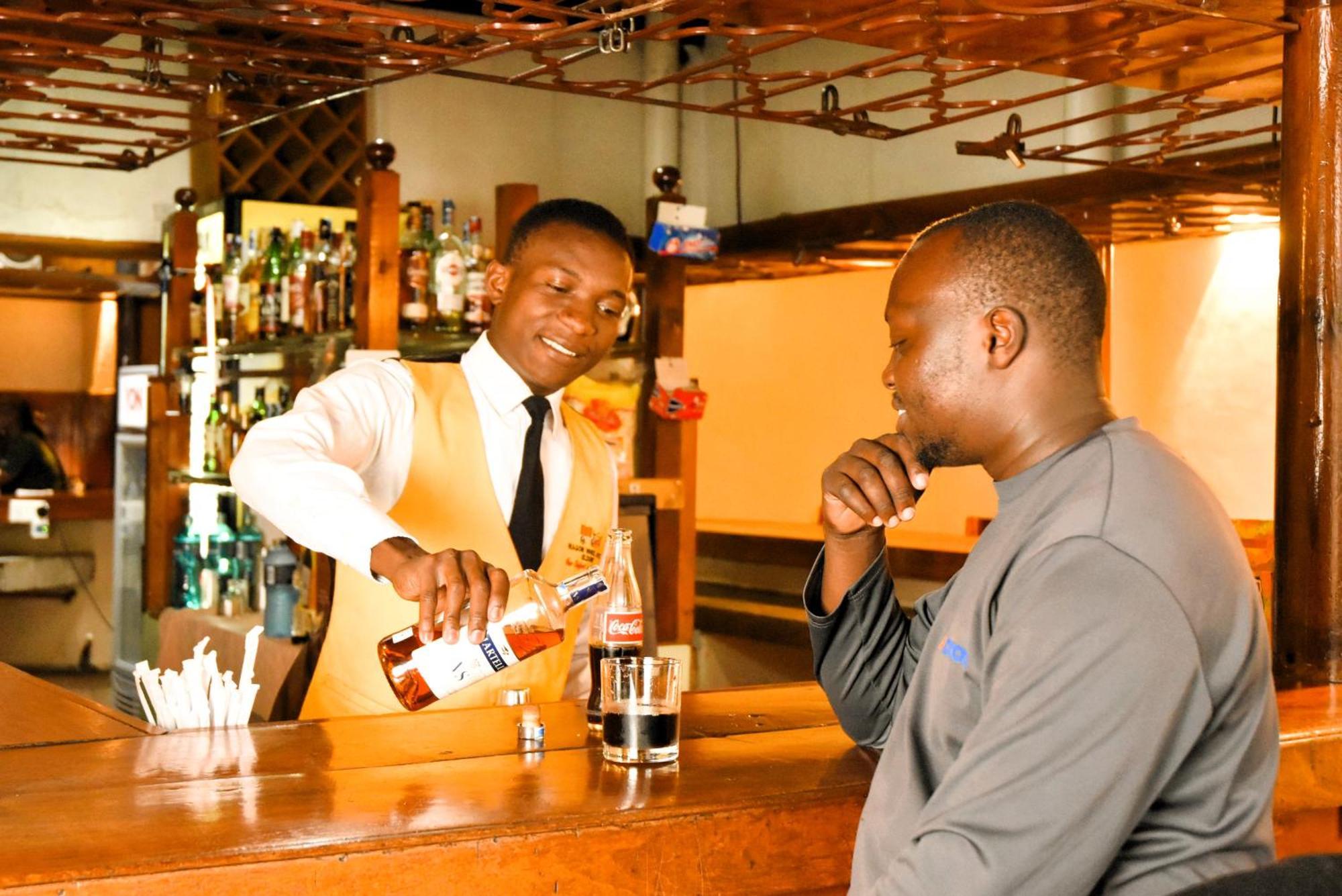 Wagon Wheel Hotel Eldoret Exterior photo